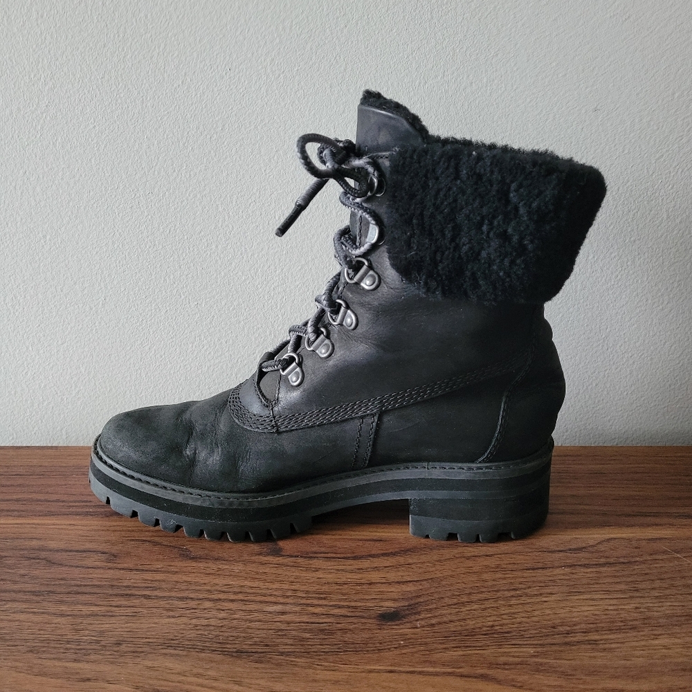 TIMBERLAND Courmayeur Valley lace up shearling lined leather ankle boots - Picture 4 of 12